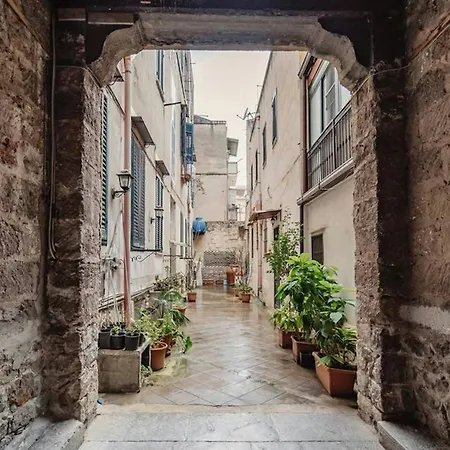 Charming House With Sea View In