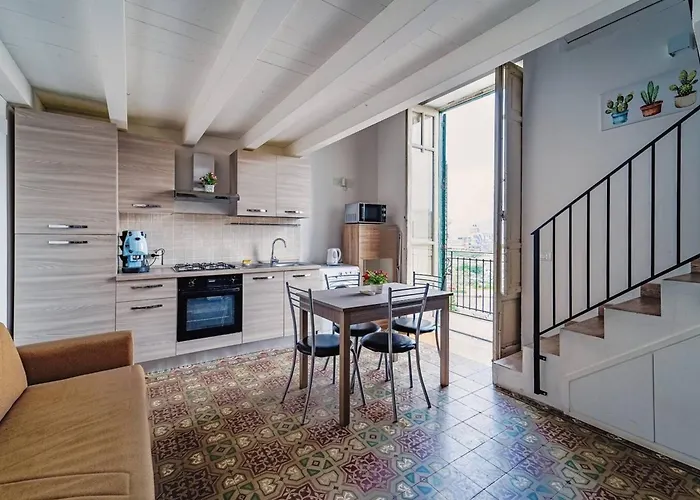 度假居 Charming House With Sea View In