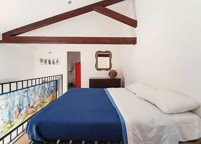 Σπίτι διακοπών Charming House With Sea View In *