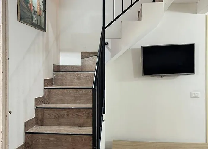 펜션 Charming House With Sea View In *