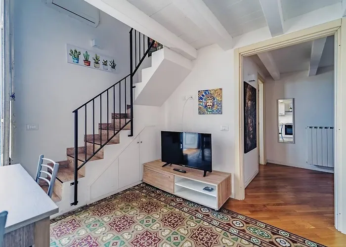 펜션 Charming House With Sea View In *