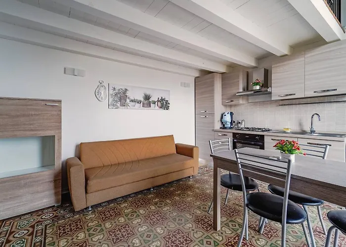 펜션 Charming House With Sea View In